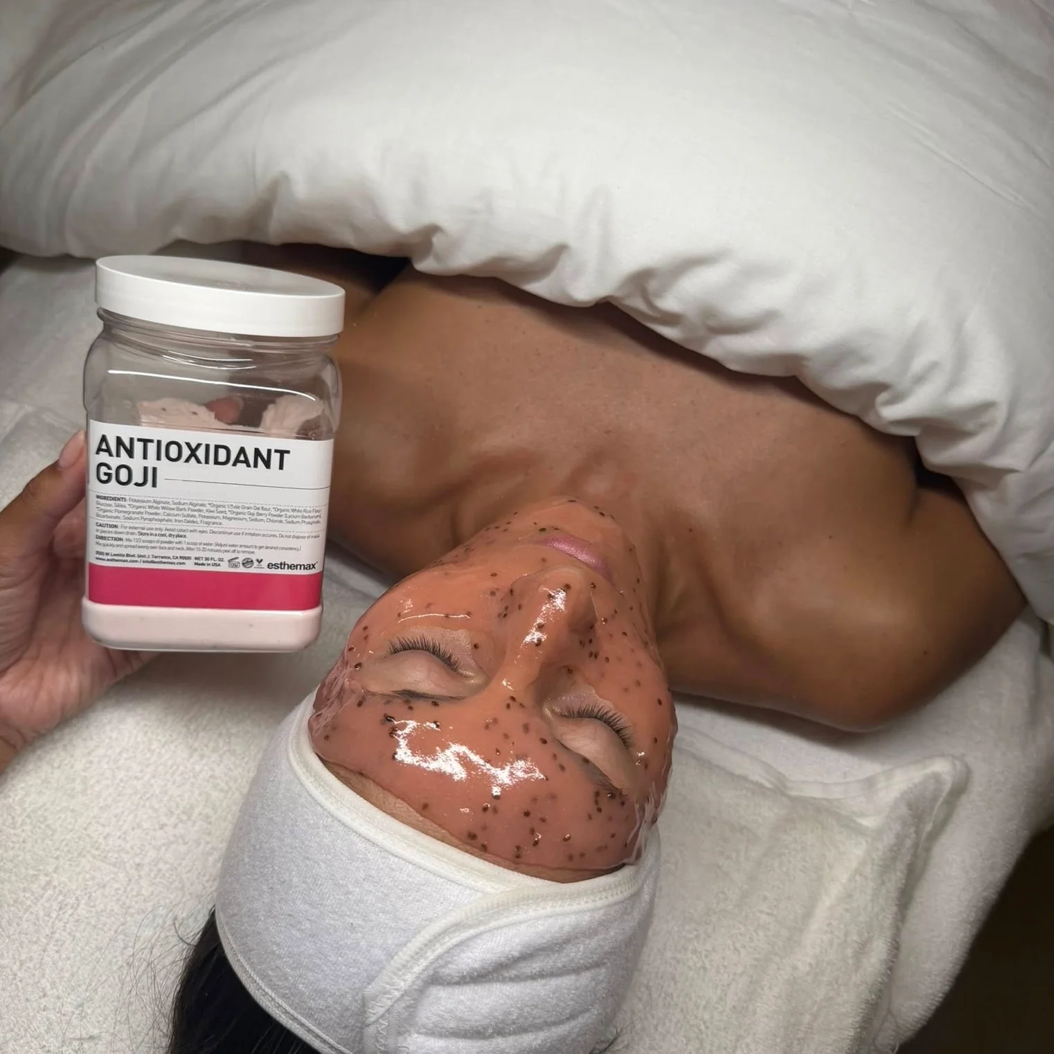 Crystal Hydrojelly Mask Antioxidant Goji Regeneration Peel 650g - Image 2