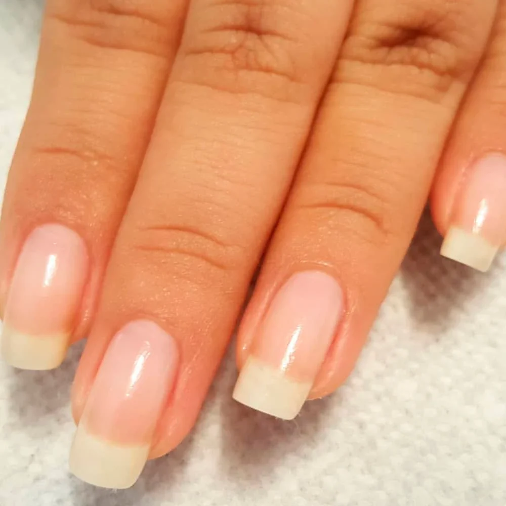 Lovcarrie Rescue Vitamin E 5 Days Nail Growth 15ml - Image 2